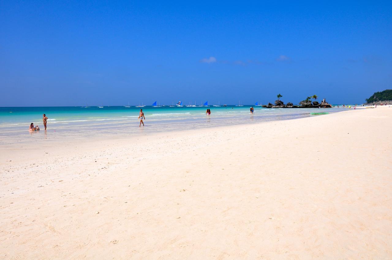 Boracay Beach Club Balabag  Exterior foto